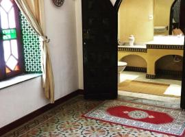 Riad A La Belle Etoile, riad in Sale