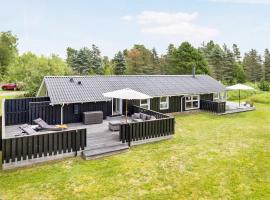 7 person holiday home in Jerup-By Traum, מלון בJerup