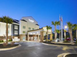 Fairfield Inn & Suites By Marriott Hinesville Fort Stewart, hotel blizu aerodroma MidCoast Regional Airport - LIY, 