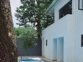 Thambili Villa