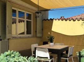 Made in Langhe Apartment, hotel em La Morra