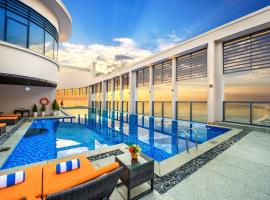 Luxury Apartment - Rooftop Swimming Pool - Beach Front - Hinata Apartment
