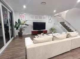 7 Aurora Ave Dunmore