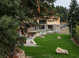 Natura Hotel Vytina, hôtel 3 étoiles à Vitina