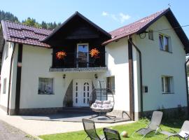 Casa Erika, guest house in Moieciu de Sus