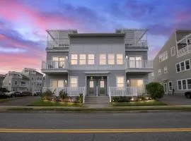 Stunning Beachfront Queens Getaway townhouse