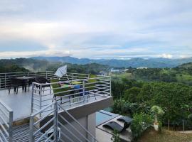 Skypad at the Observatory, hytte i Antipolo