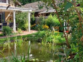 Haus im Grünen, hotel dengan parkir di Lingen