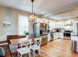 Beautiful Farmhouse close to Lanc Hershey Etown