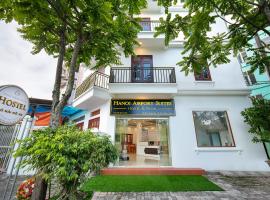 Hanoi Airport Suites Hostel, hotel a Sóc Sơn