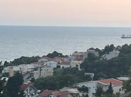 SeaAdrik – hotel w Barze