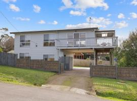 Irvine Retreat, beach rental in Smiths Beach