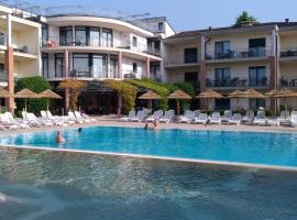 Nettuno Residence Hotel, hotel en Peschiera del Garda