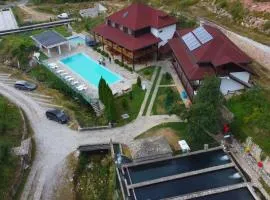 Etno Selo VRELO & Camping