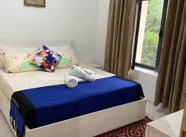 Villa Meta - Welcoming You with Byrek & Traditional Meals, hotel v destinaci Gusmar