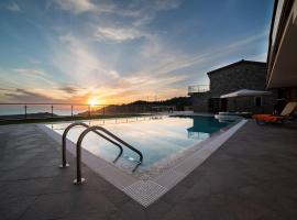 Calabrialcubo Agriturismo、ノチェーラ・テリネーゼのファームステイ