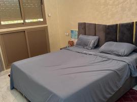 planet house, hotell i Deroua