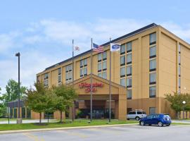 Hampton Inn Chicago-Carol Stream, hotelli kohteessa Carol Stream lähellä maamerkkiä Dupage County Historical Museum