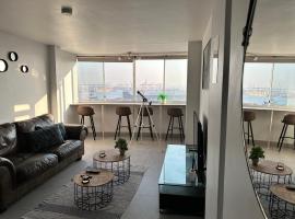 Harbour View Apartment, hotel in Durban