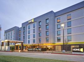 Home2 Suites By Hilton Dallas North Park، فندق في دالاس
