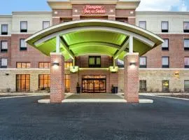 Hampton Inn & Suites Detroit-Canton