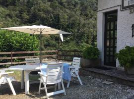 MULINO DELLA VALLE, holiday home in Cittiglio