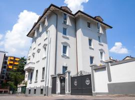 Villa Tosati, guest house in Monza
