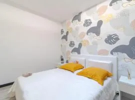 GuestHost - Lovely & Cozy Apartment with Terrace