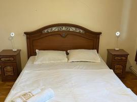 Guest House SAMAN – hotel w Garni