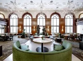 Hotel Fort Des Moines, Curio Collection By Hilton