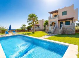 Andreas Beach Villa, hotelli, jossa on uima-allas kohteessa Sfakiá
