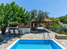 Oak Tree Cottage, hotel Pefkias városában