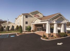 Hampton Inn & Suites Mystic, hotell i Mystic