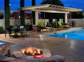 Hampton Inn & Suites Las Vegas South, hotel near Silverado Ranch Plaza Shopping Center, Las Vegas