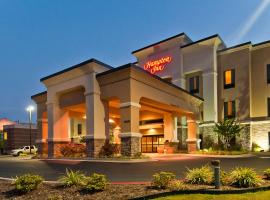 Hampton Inn Maumelle, готель у місті Maumelle