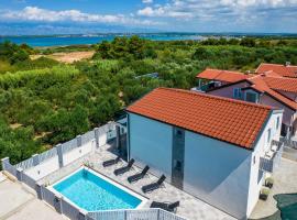 Vila Zara, hotel i Nin