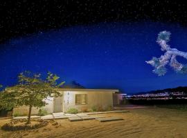 Perfect Getaway withAmazing Views at Joshua Tree home, maison de vacances à Yucca Valley