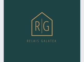 Relais Galatea, מלון עם חניה בMontecorvino Pugliano