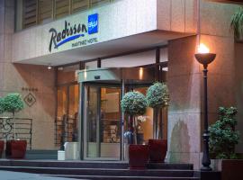 Radisson Blu Martinez Beirut, hotel en Beirut