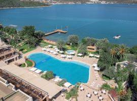 DoubleTree by Hilton Bodrum Isil Club All-Inclusive Resort, complex din Torba