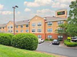 Extended Stay America Suites - Charlotte - Tyvola Rd โรงแรมที่Executive Parkในชาร์ล็อต