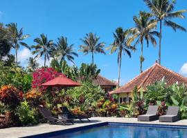 Sava Eco Retreat, hotel com estacionamento em Padangan
