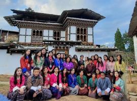 Nobgang B&B "Traditional Heritage HomeStay", hotel dengan parkir di Punakha