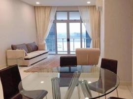 Kampong Tebing Runtoh에 위치한 럭셔리 호텔 Nusajaya Puteri Harbour Malaysia 3 bedroom with marina view