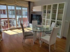 Piso familiar 3 habitaciones 2 baños y plaza de parking、タラゴナのホテル