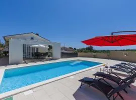 Holiday Home Noce by Interhome