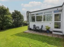 Y Twll Bollt The Bolt Hole