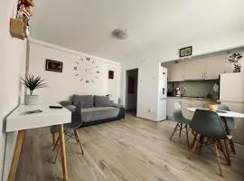 Lucas’s cozy apartment