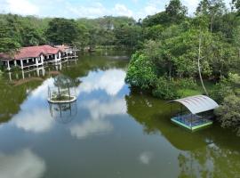 Lake Serenity Resort & Spa, familiehotel in Kuruwita