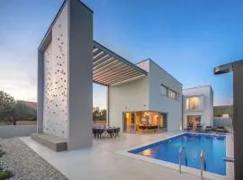 Villa Activia